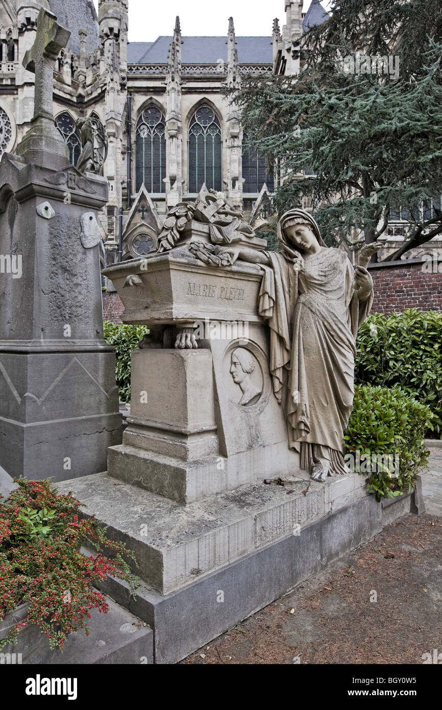Tombstone Marie Pleyel Brussels Heritage Stock Photo Alamy tombstone-marie-pleyel-brussels-heritage-stock-photo-alamy