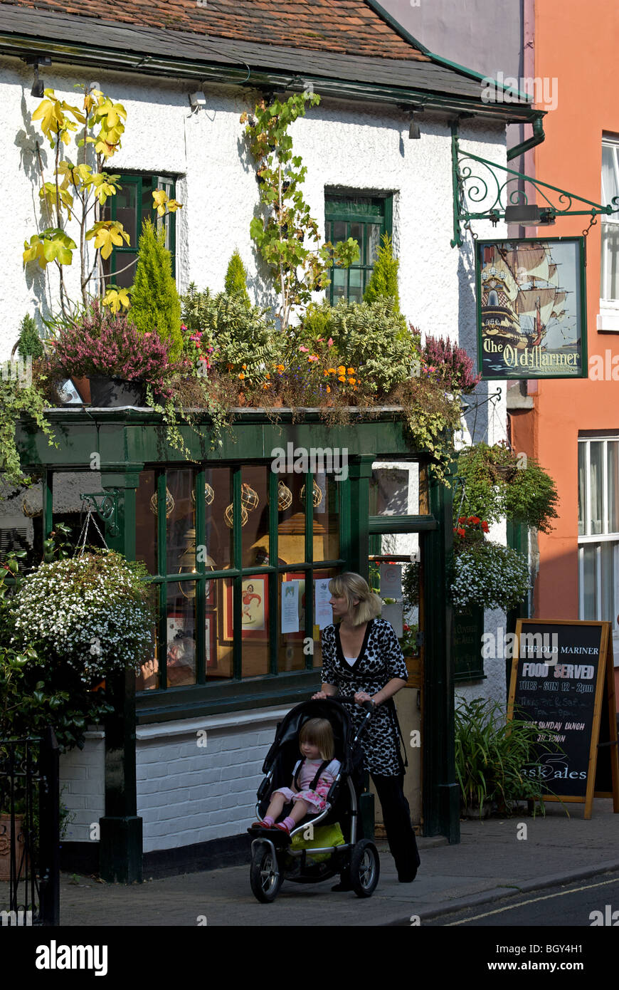 The Old Mariner public house, Woodbridge, Suffolk, UK. Stock Photo