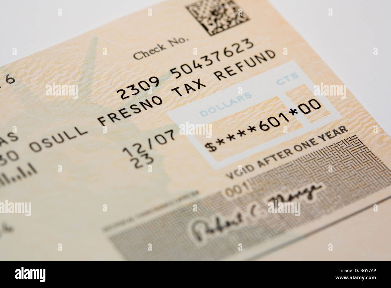Tax refund check hires stock photography and images Alamy