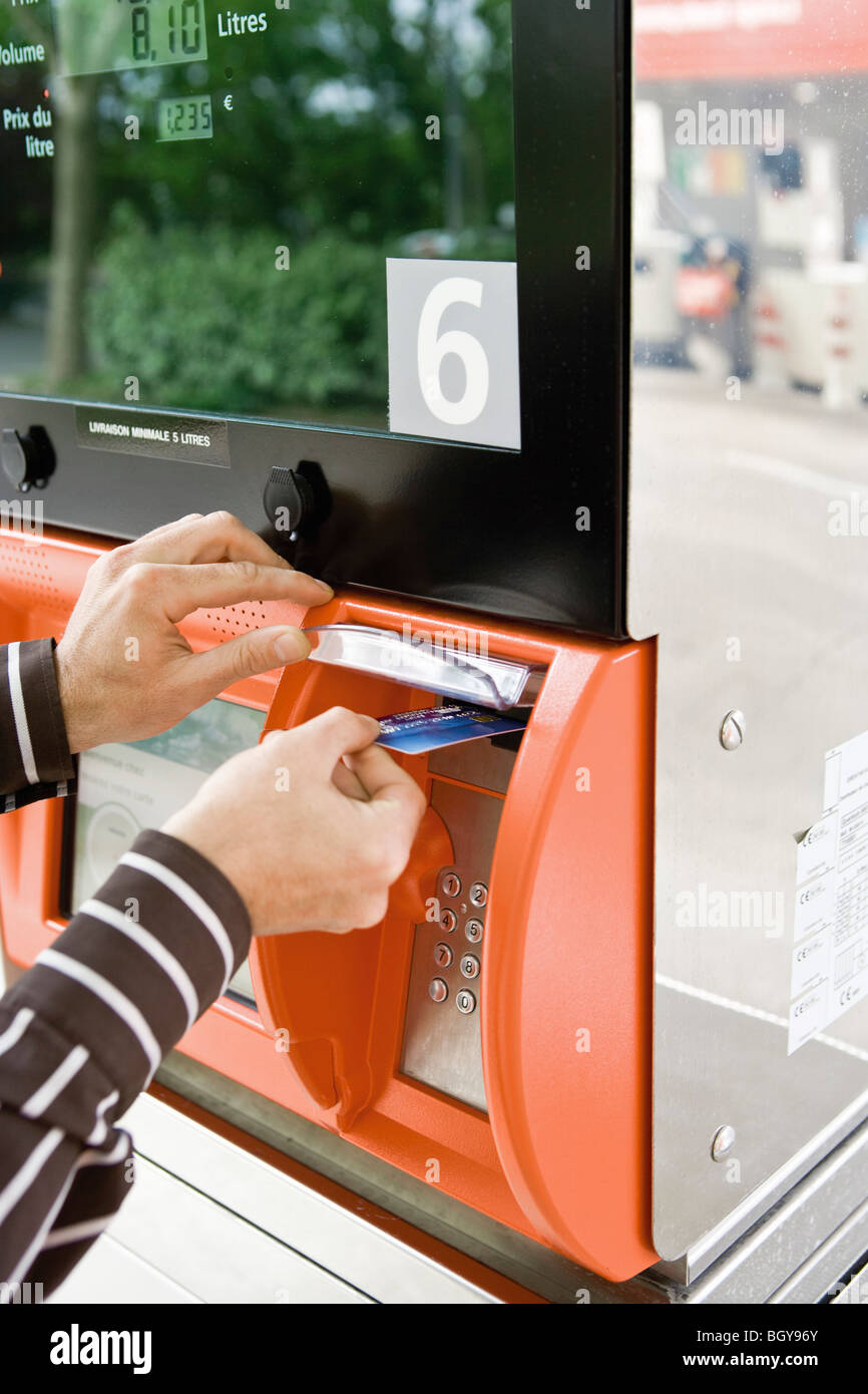 Petrol pump card reader hires stock photography and images Alamy