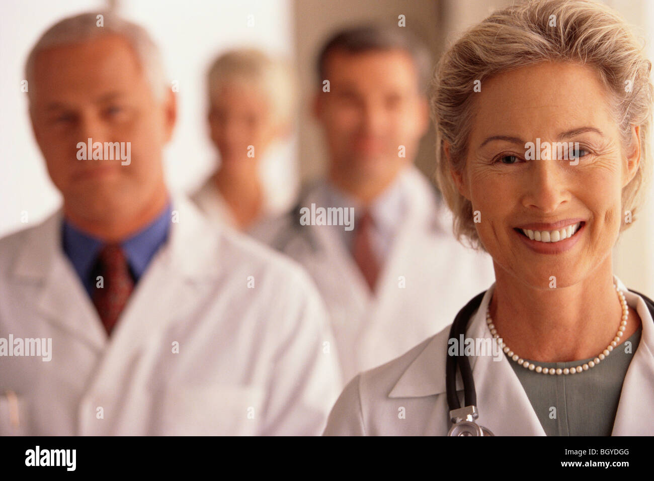 Doctors team hi-res stock photography and images - Alamy