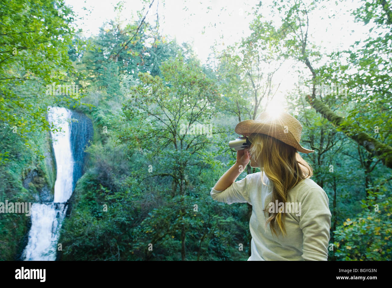 Female hiker in rain hi-res stock photography and images - Alamy