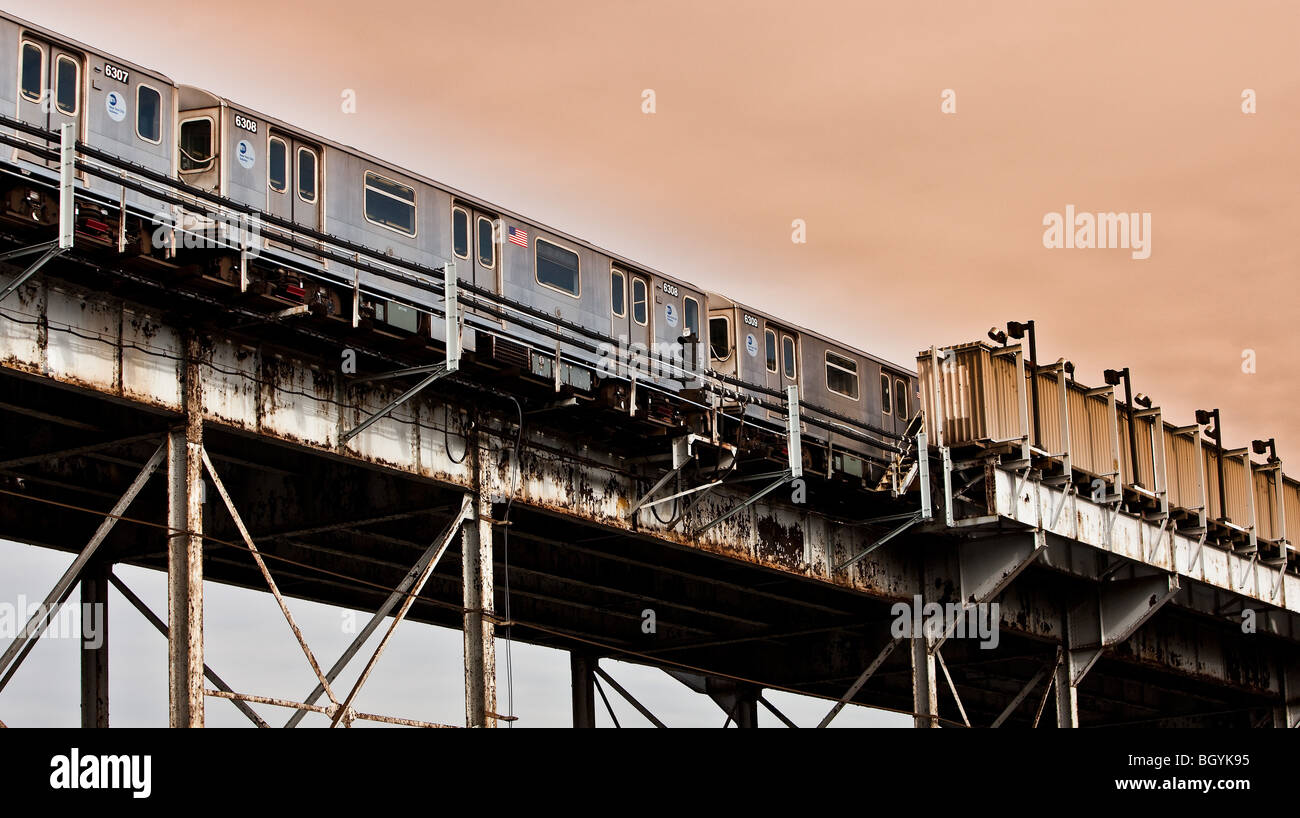 Elevated subway line Bronx New York Stock Photo