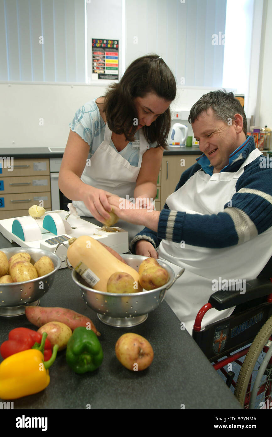 Cookery classes for the disabled hires stock photography and images