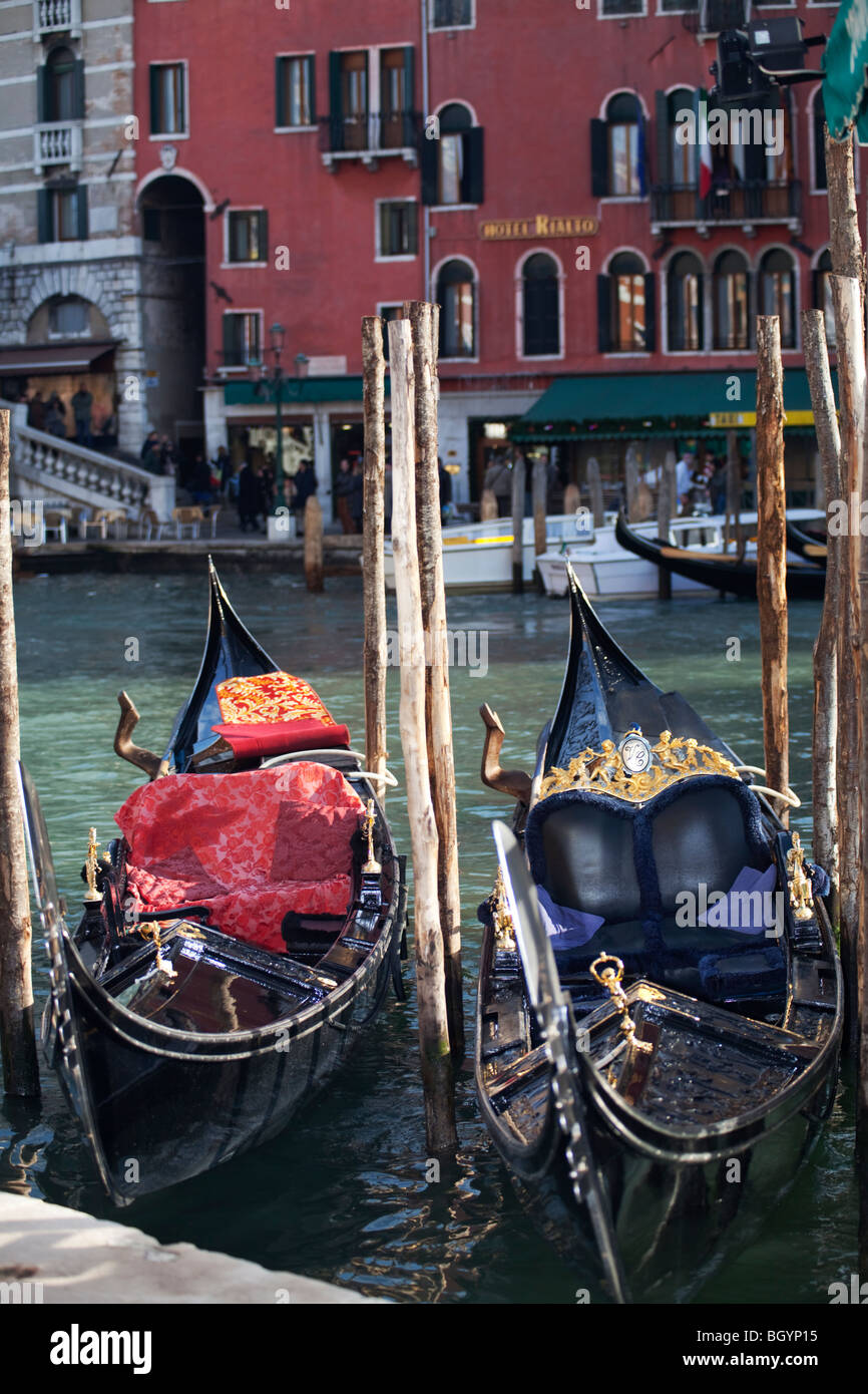 Pair of Gondola boats at Rialto, Venice, Italy Stock Photo Alamy