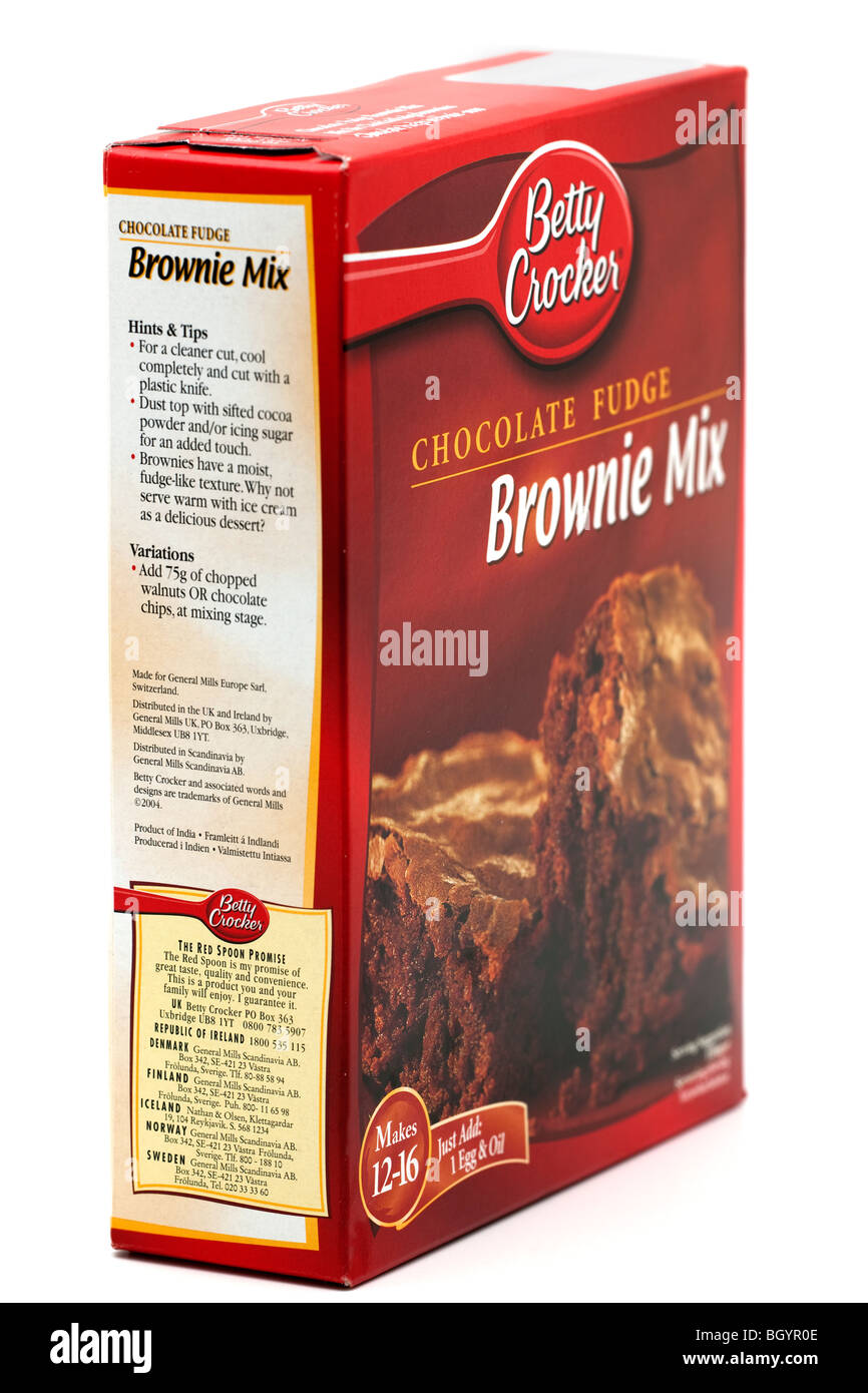 Box of "Betty Crocker" chocolate fudge brownie mix Stock Photo Alamy