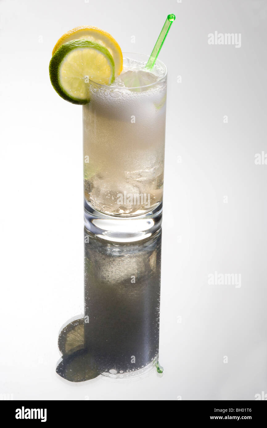 Vodka and tonic cut out hires stock photography and images Alamy