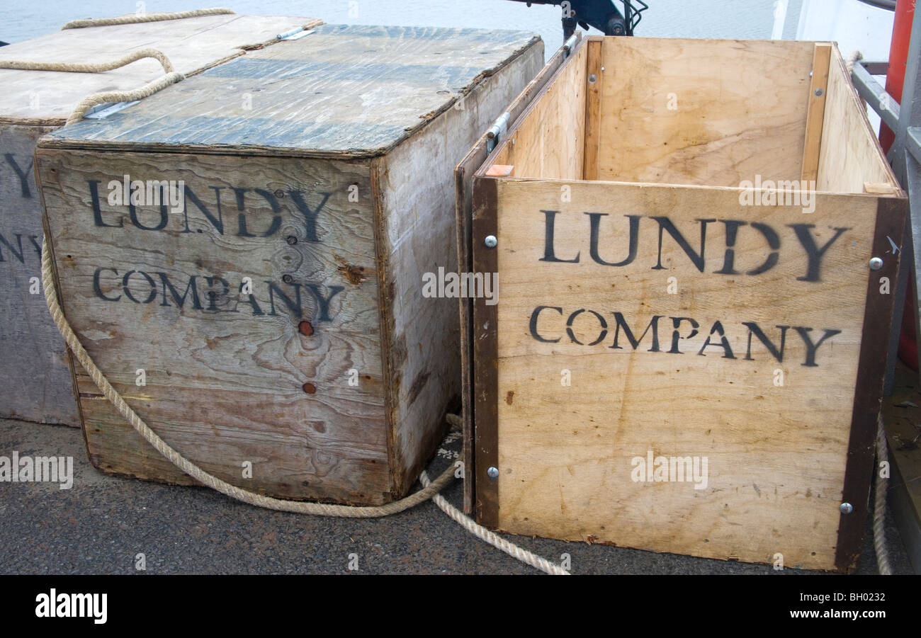 Packing cases hires stock photography and images Alamy