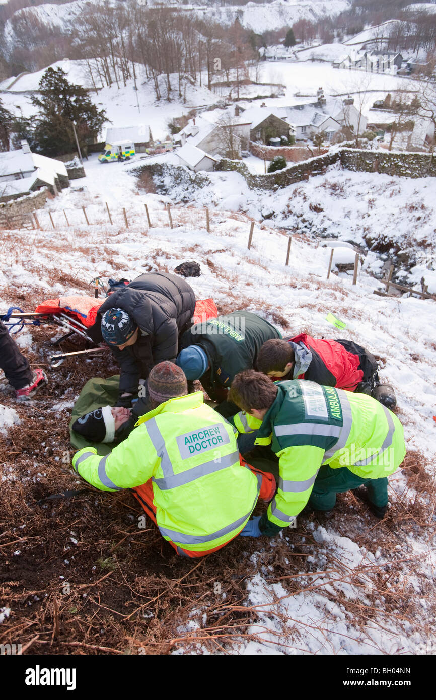 Paramedics stretcher uk hi-res stock photography and images - Alamy