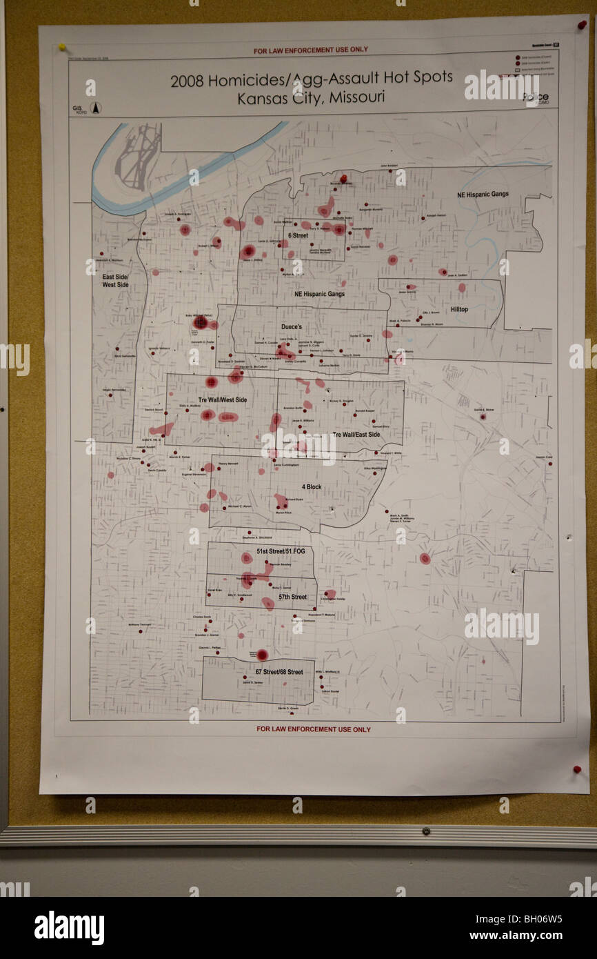 Poster showing homicides and aggravated assaults hot spots in Kansas City, MO, Police Department. Street Narcotics Unit. Stock Photo