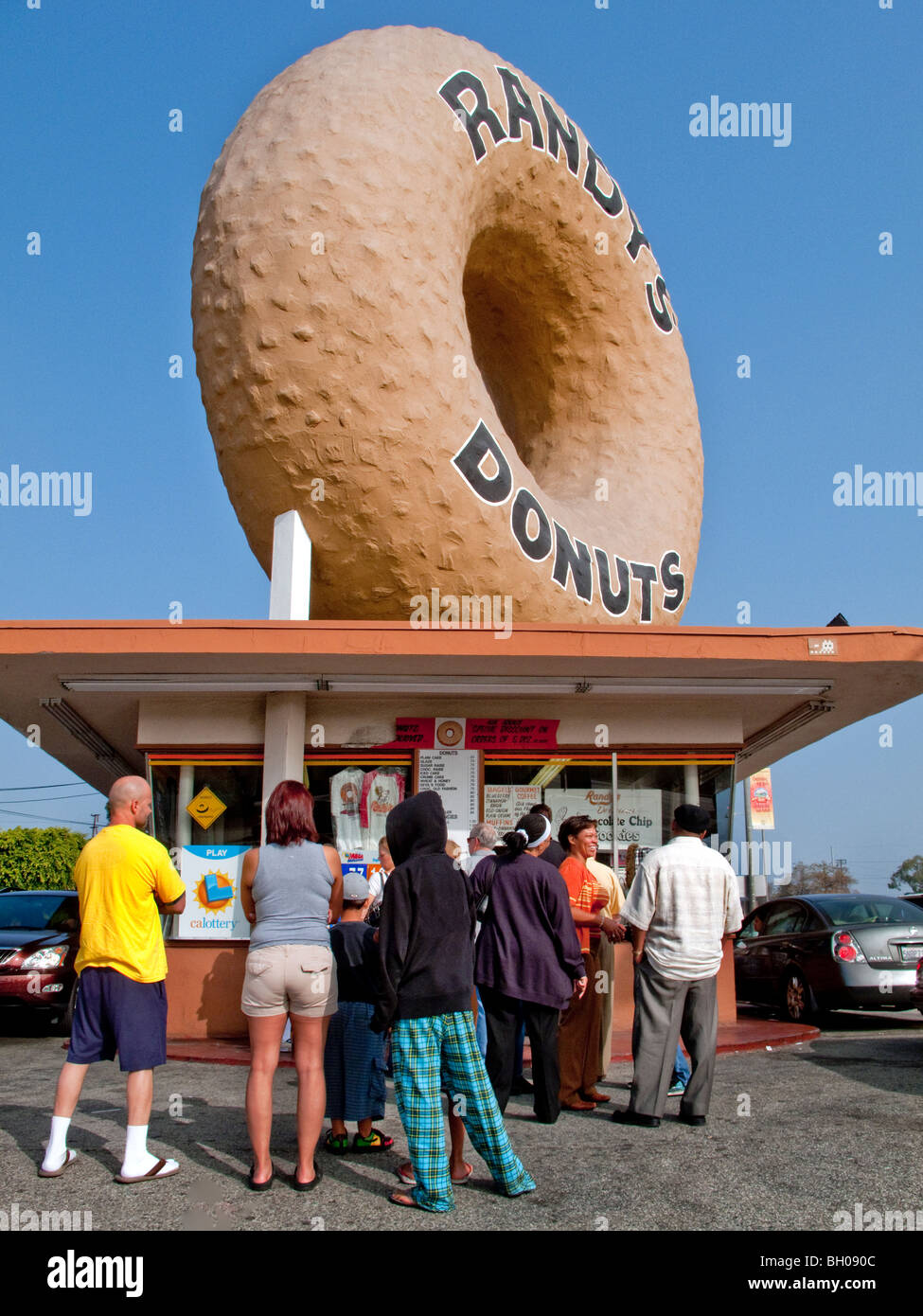 Hungry Sunday-morning customers line up at Rand's  in Los Angeles, an example of 'programmtic' architecture. Stock Photo