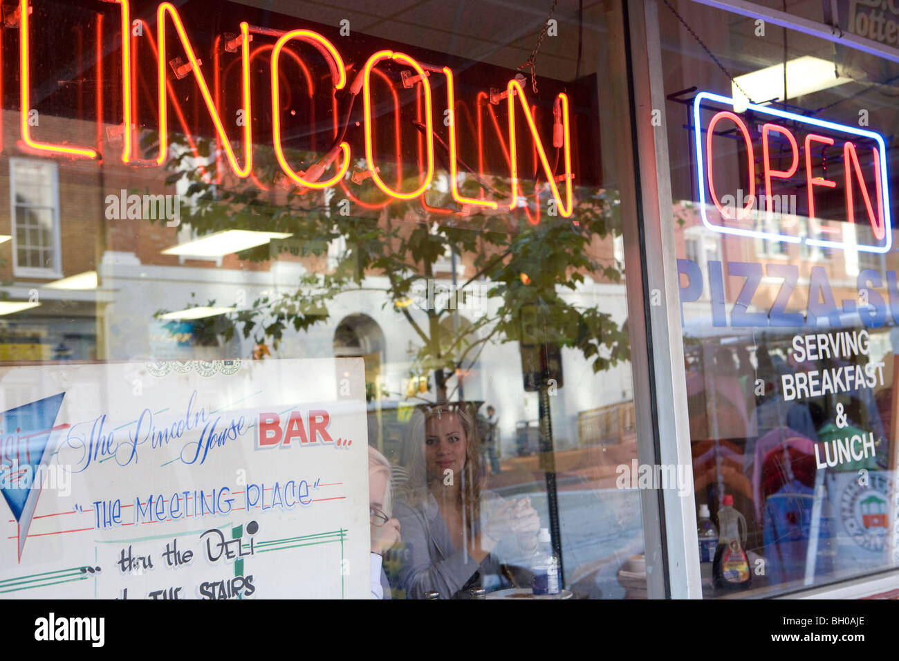 Lincoln House Restaurant Bar & Deli, Washington DC, USA Stock Photo Alamy
