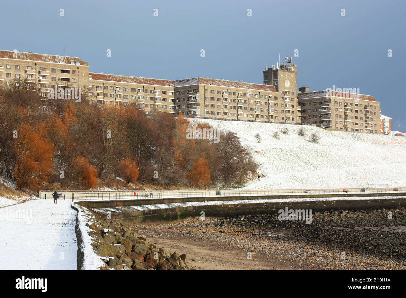 Sir James Knott Memorial Flats, seen in wintry conditions, Tynemouth, England, UK Stock Photo