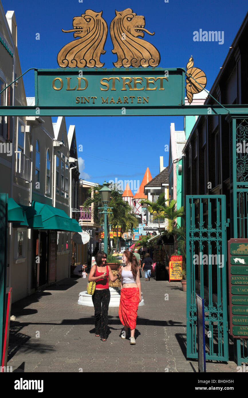 Market street and shops at Philipsburg in St. Maarten . Dutch Caribbean Stock Photo