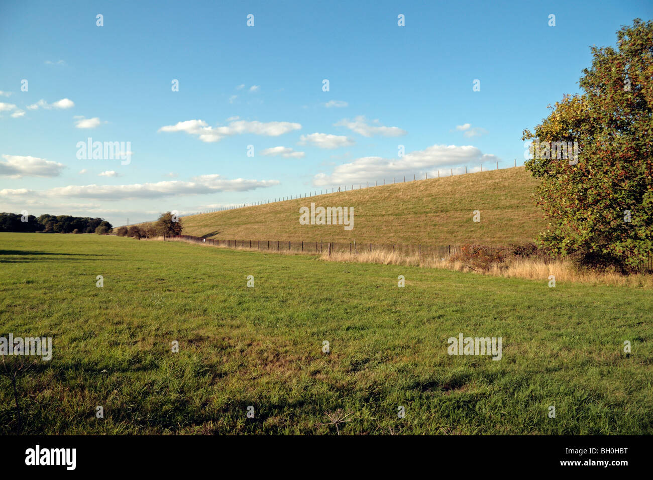 View of the southern retaining wall to Queen Mary Reservoir, The Green