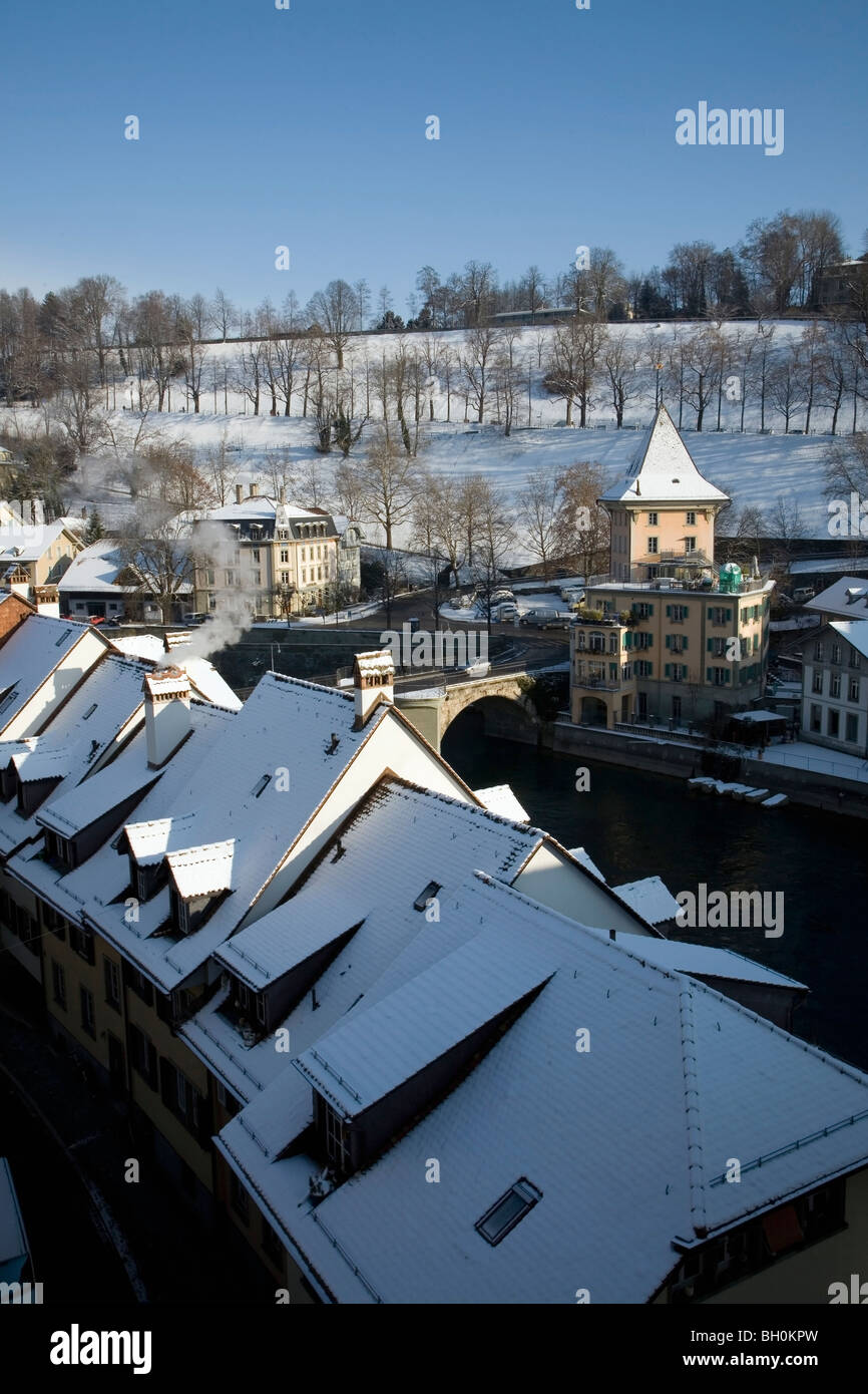 A Stork's Eye view of Bern's 'old town' (Altstadt) where the river Aare flows with view of the Landhaus across the river Stock Photo