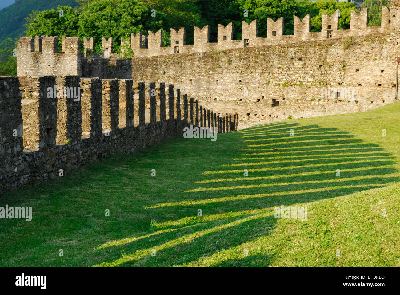 Battlement of the defence wall of castle Castello di Montebello in UNESCO World Heritage Site Bellinzona, Bellinzona, Ticino, Sw Stock Photo