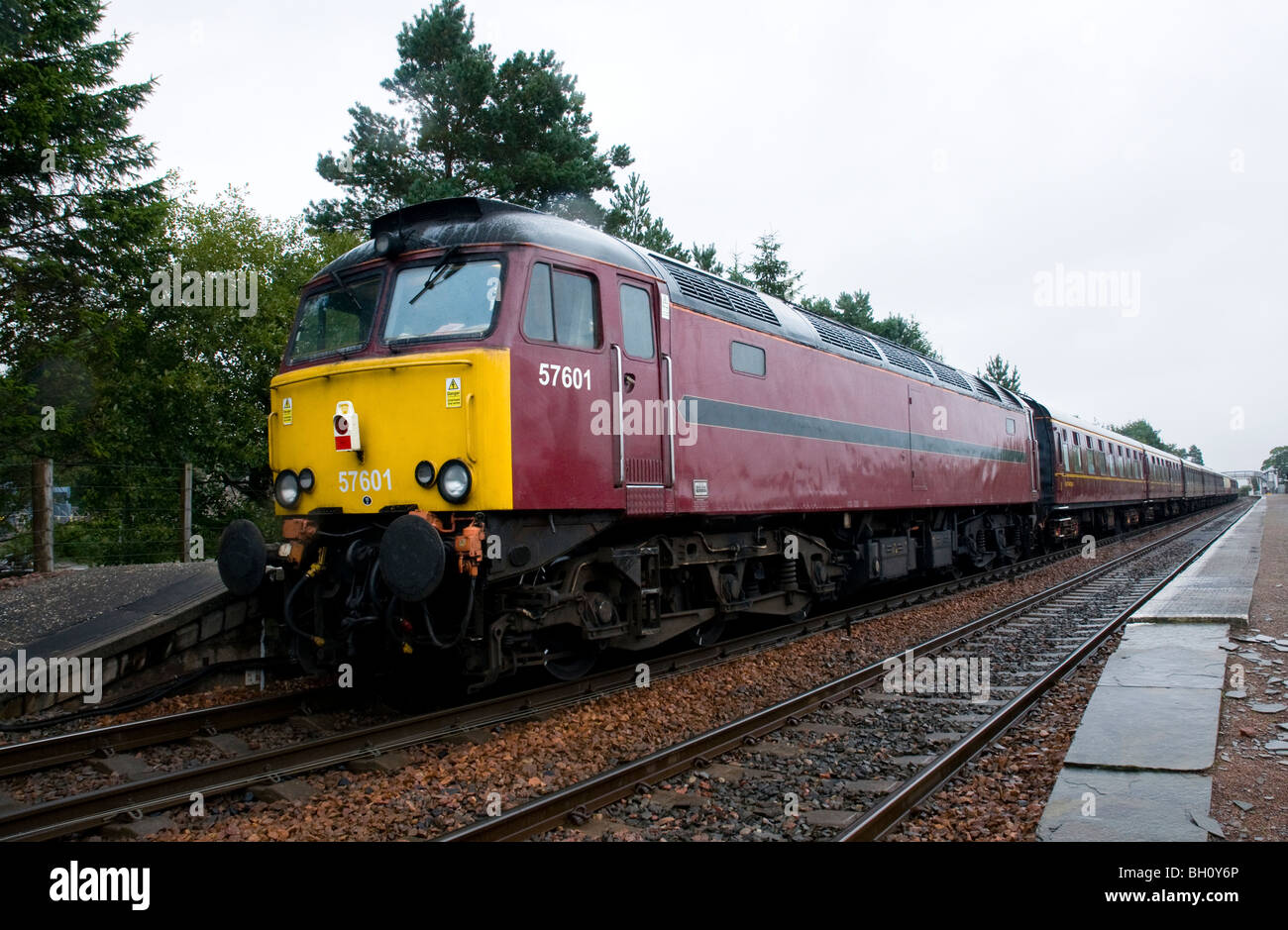 brush type 5 diesel locomotive ,class 57 number 57601, kingussie station, highlands, scotland Stock Photo