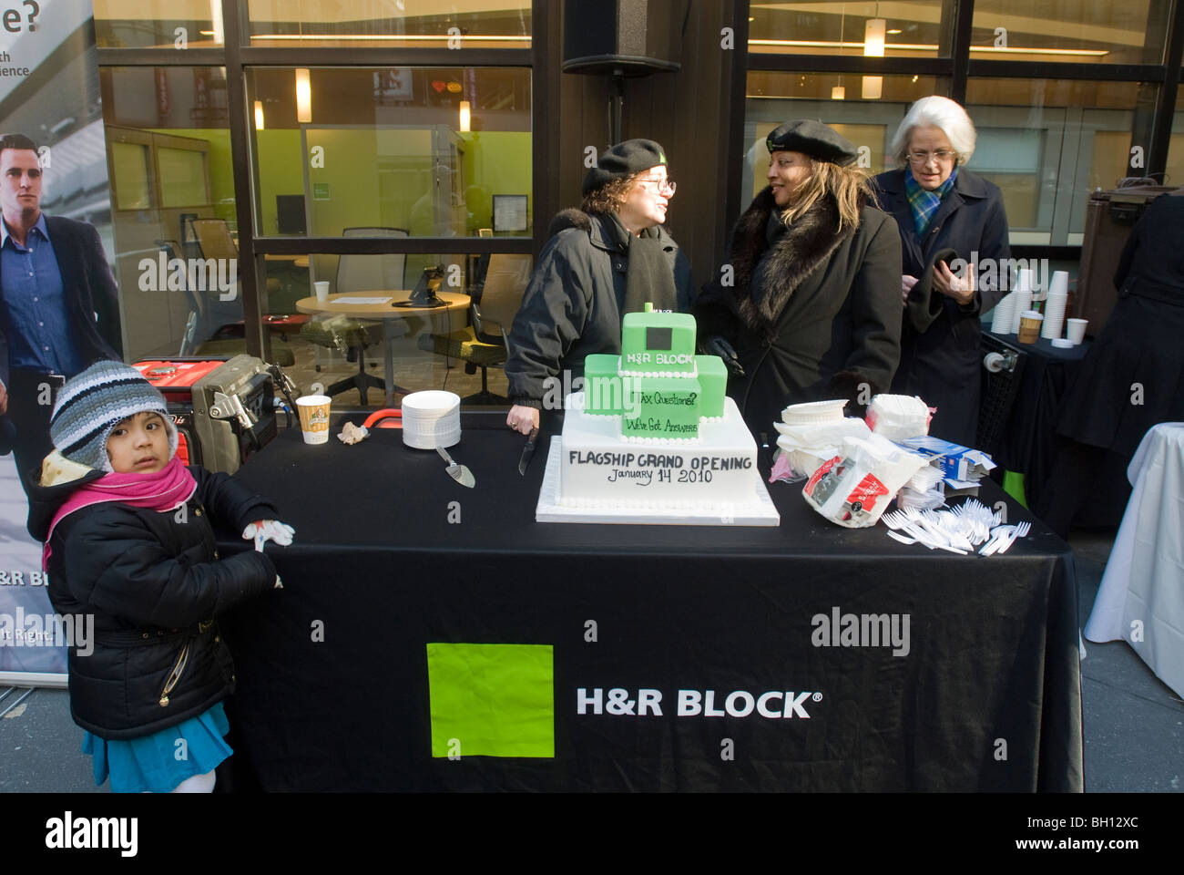 H&R Block opens it's flagship tax preparation office in Times Square in