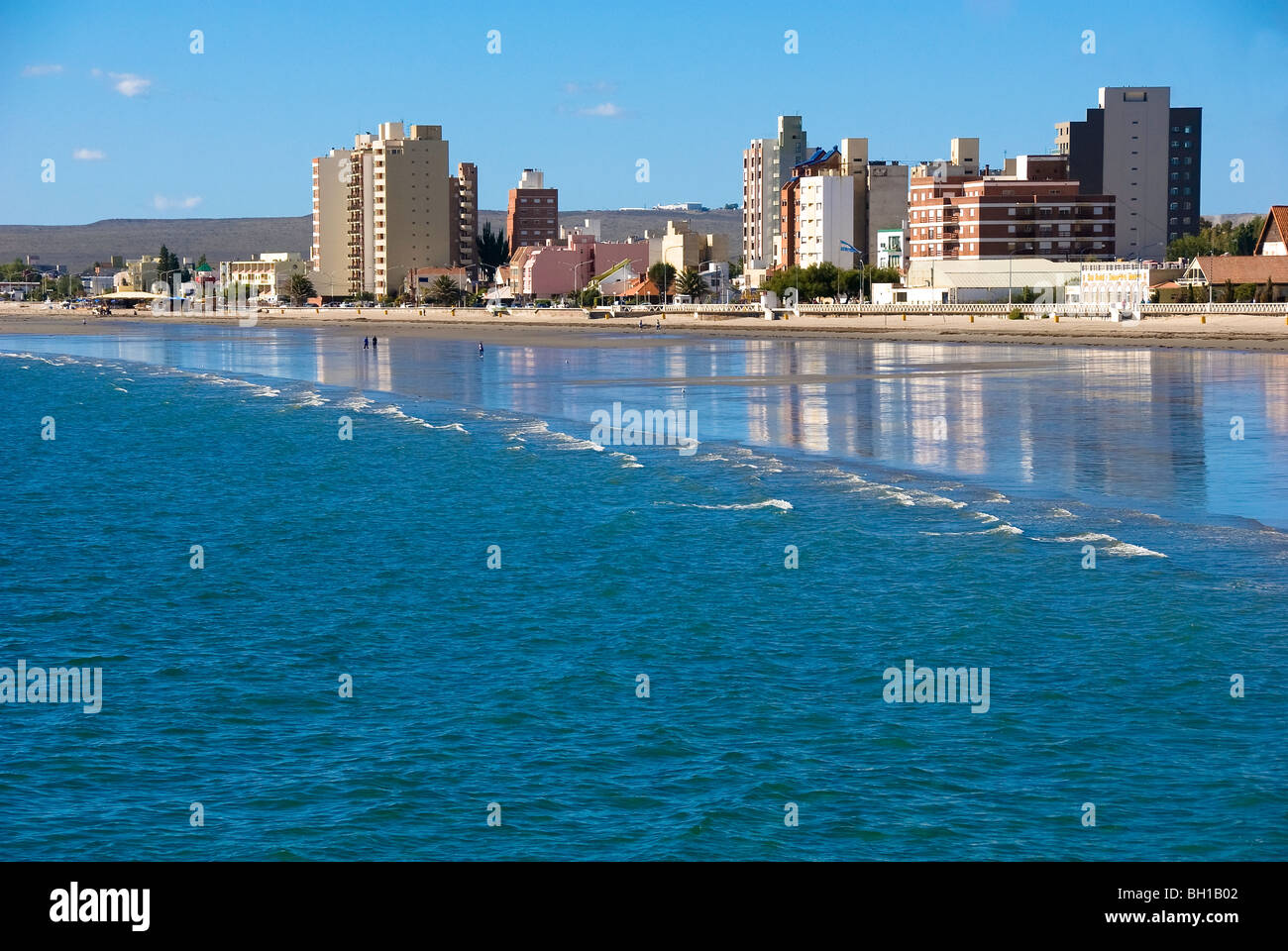 Argentina's second largest fishing port, Puerto Madryn on the Golfo Nuevo  in the Patagonia region of Argentina Stock Photo - Alamy