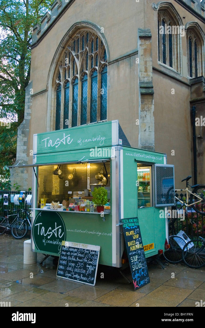 Kiosk selling vegetarian meals and snacks at Market Square in Cambridge