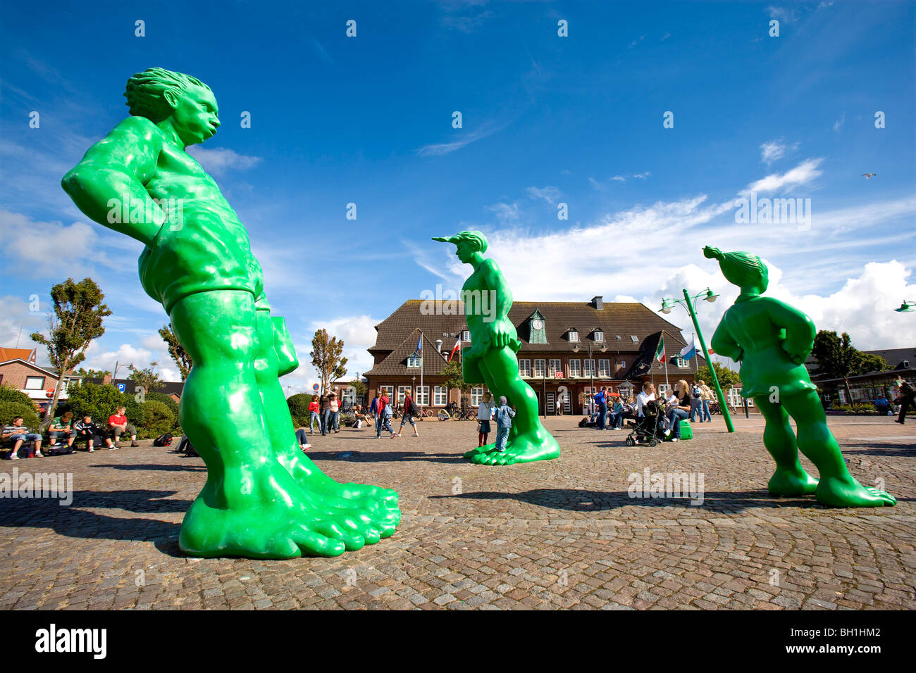 Sculptures Travelling Gigants, Westerland, Sylt Island, Schleswig-Holstein, Germany Stock Photo