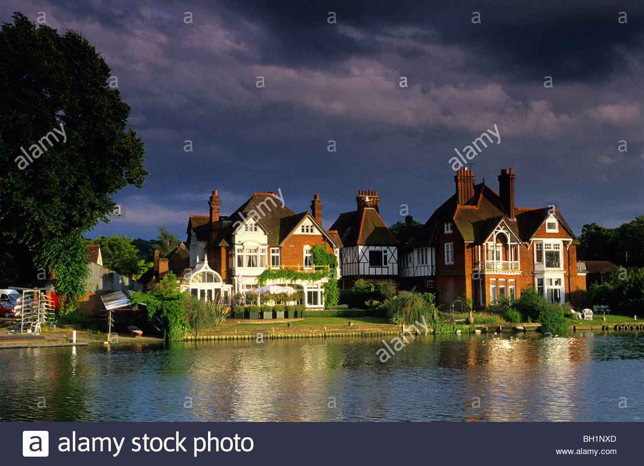 Marlow Buckinghamshire Houses Stock Photos & Marlow Buckinghamshire