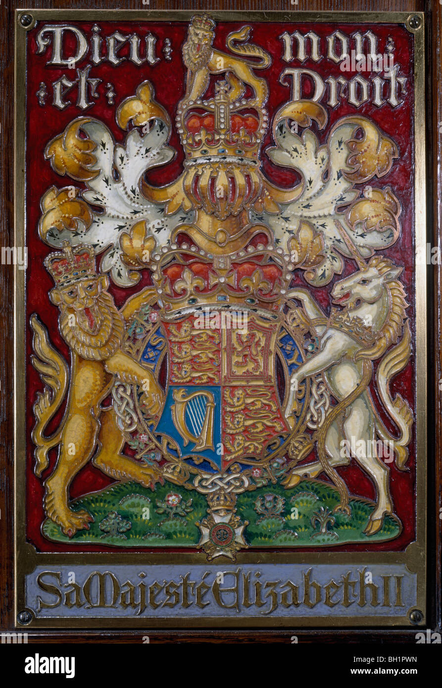 Queen elizabeth ii royal coat of arms hires stock photography and