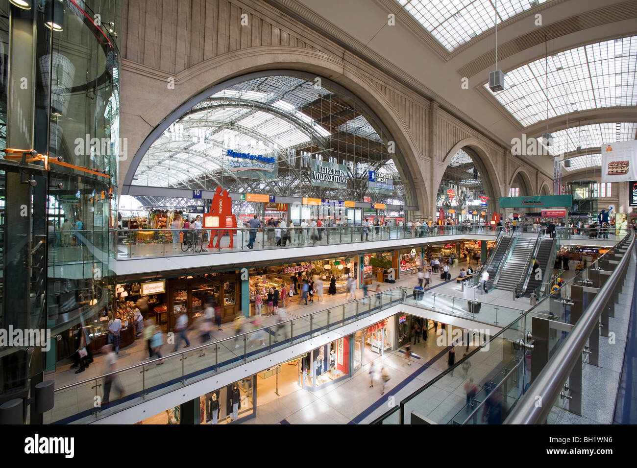 Interior view of the hall at Central Station, Leipzig, Saxony, Germany, Europe Stock Photo