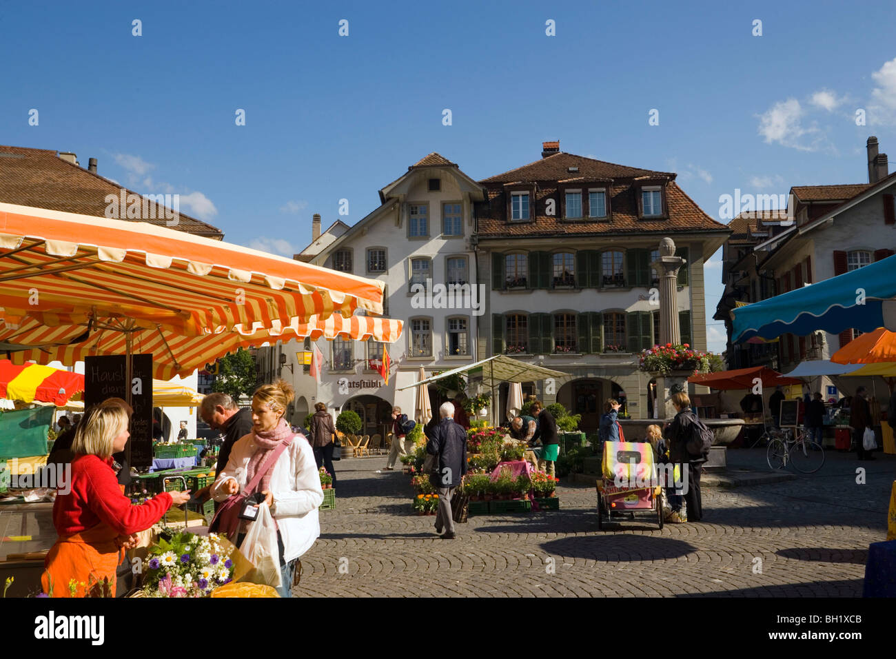 Saturday's Market in town hall square, Thun (largest garrison town of Switzerland), Bernese Oberland (highlands), Canton of Bern Stock Photo