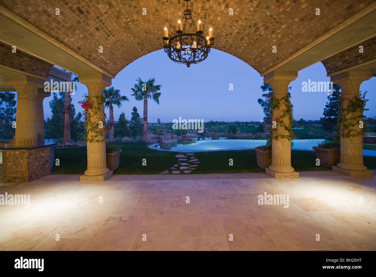 Palm Springs hacienda at dusk Stock Photo