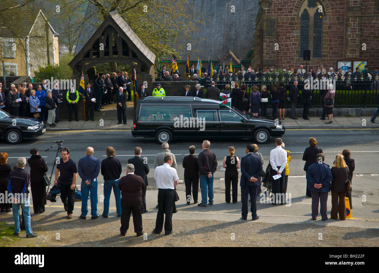 Funeral of Peter Law AM MP at Christ Church Ebbw Vale Blaenau Gwent ...