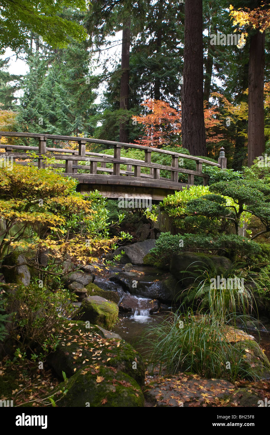 Portland japanese zen garden hires stock photography and images Alamy