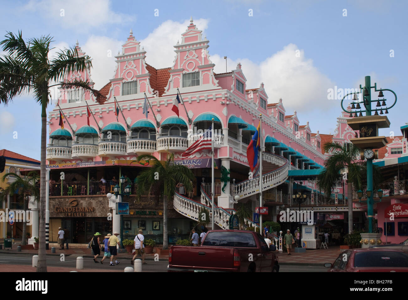 Royal mall ship hi-res stock photography and images - Alamy