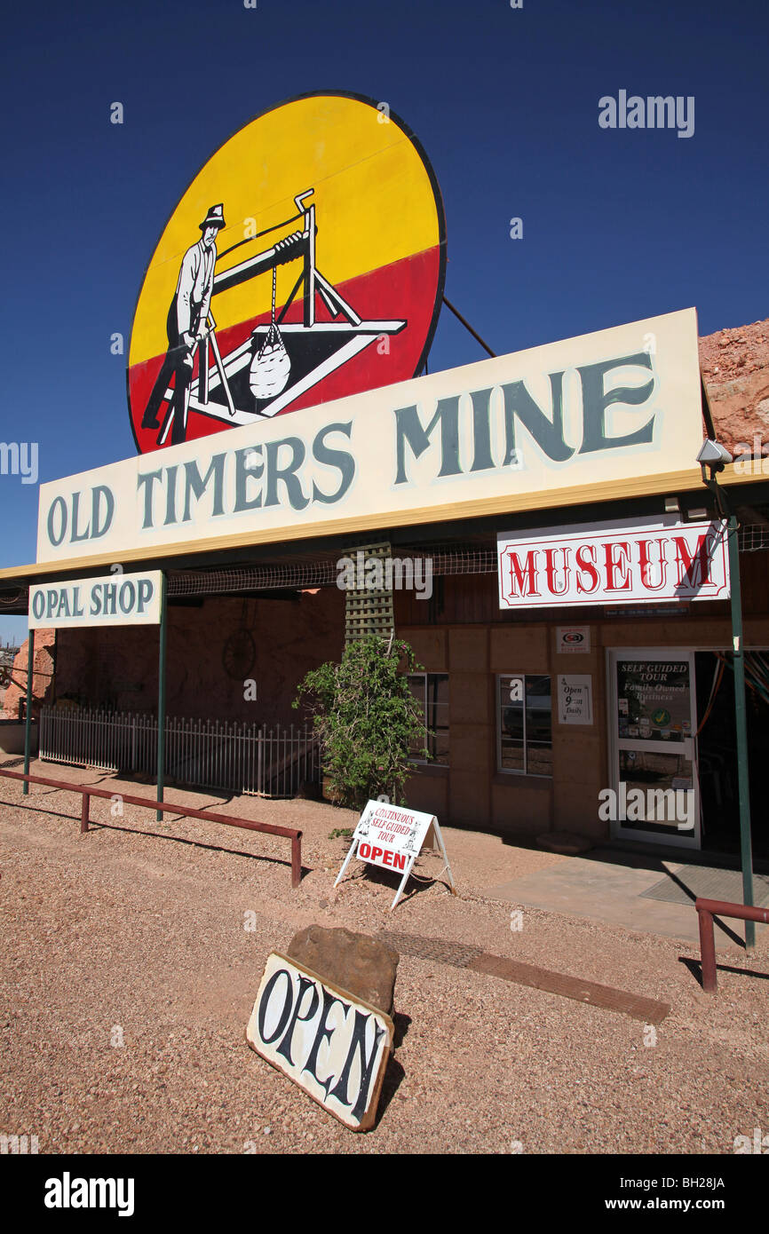 Coober PedyOld Timers MineSAAustralia Stock Photo Alamy