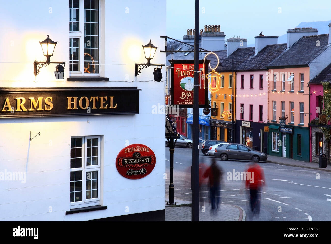 Street corner with hotel and restaurant on corner Stock Photo Alamy