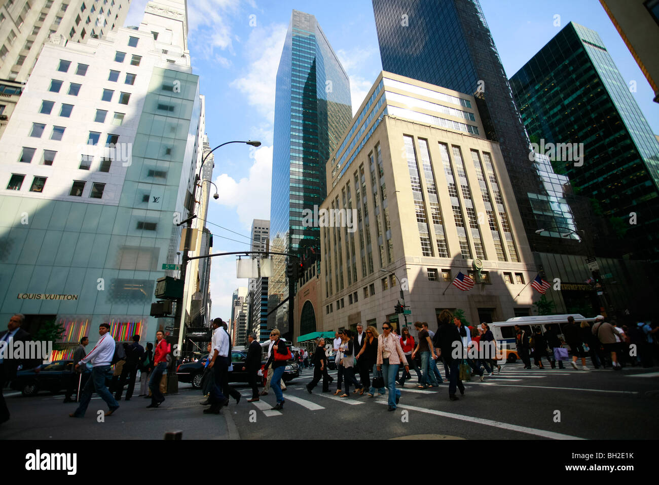 Pedestrian crossing the 5th Avenue near the Trump tower Stock Photo