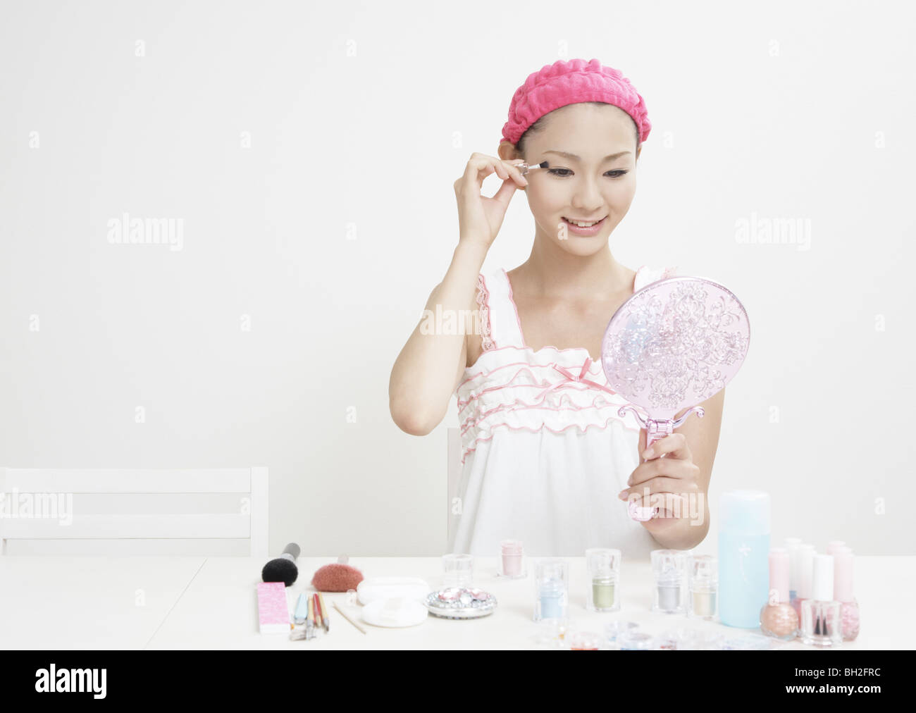 Makeup kit woman hi-res stock photography and images - Alamy