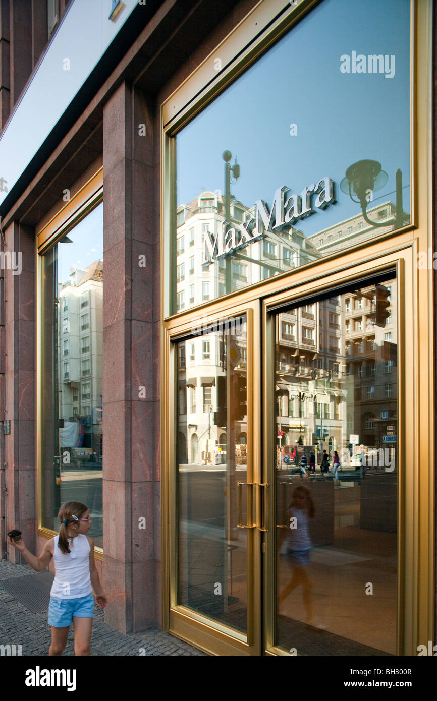Max Mara boutique on Friedrichstrasse, Berlin, Germany Stock Photo