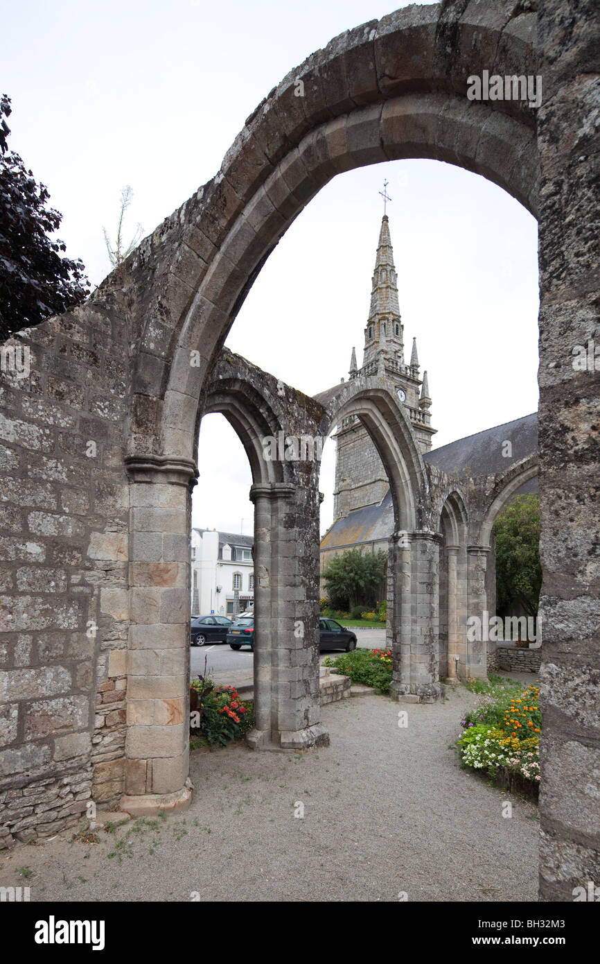 Ruins of NOTRE DAME DES ORTIES chapelle, town of Pluvigner, departement of Morbihan, Brittany, France Stock Photo