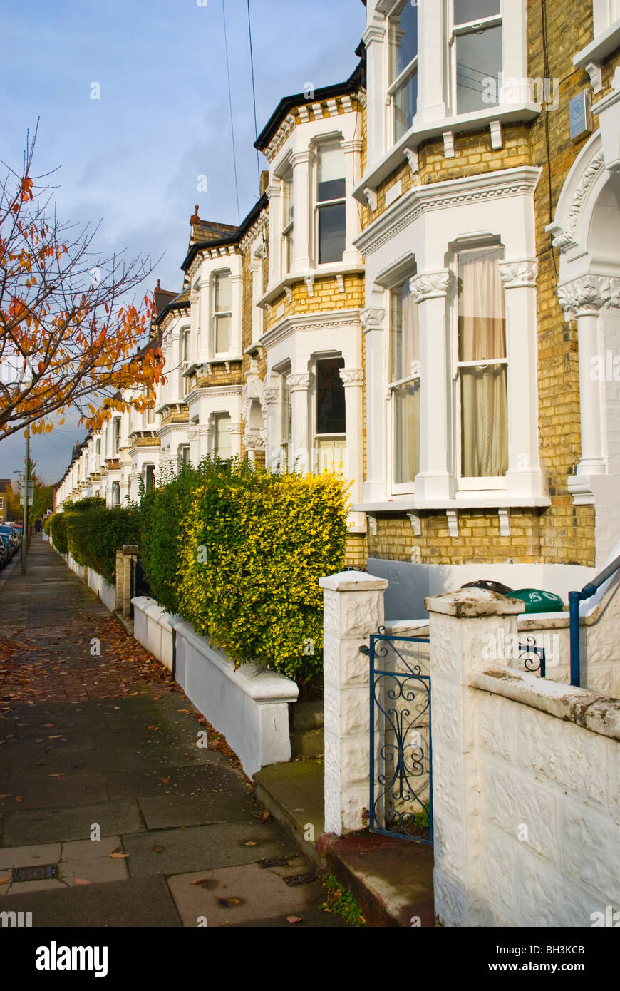 Wandsworth london street hi-res stock photography and images - Alamy
