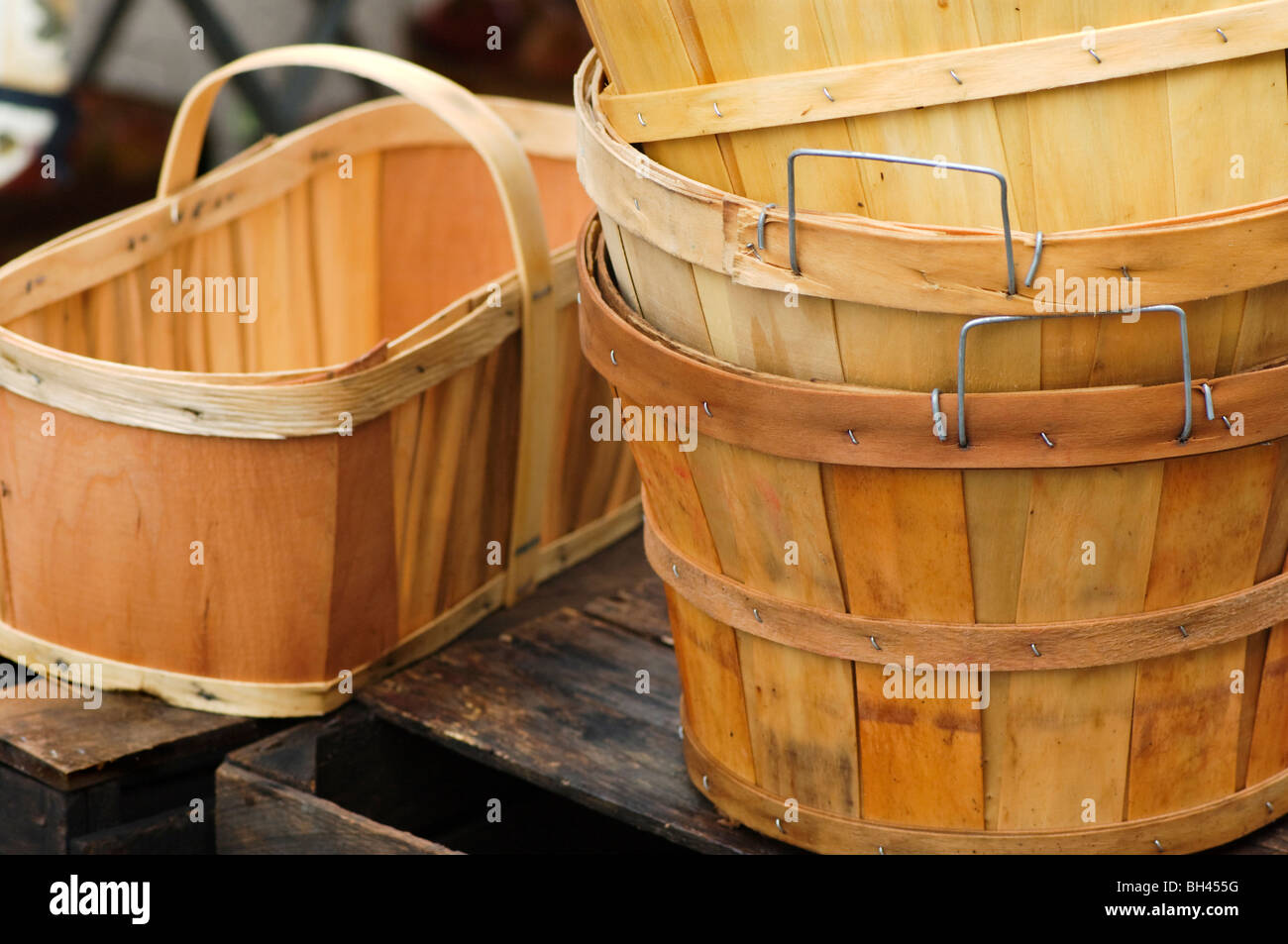 Bushel boxes hires stock photography and images Alamy