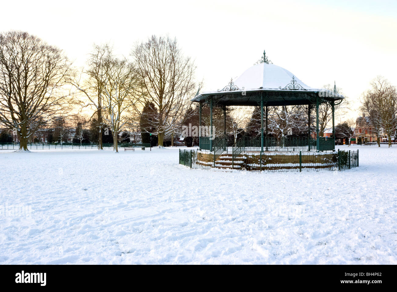 Bandstand Abington Park Northampton in winter snow Stock Photo Alamy