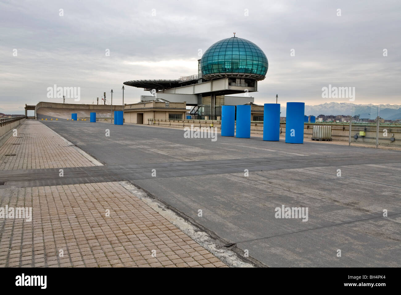 Helicopter runway and Renzo Piano Glass Bubble on the roof of Lingotto  Building, Turin, Italy Stock Photo - Alamy
