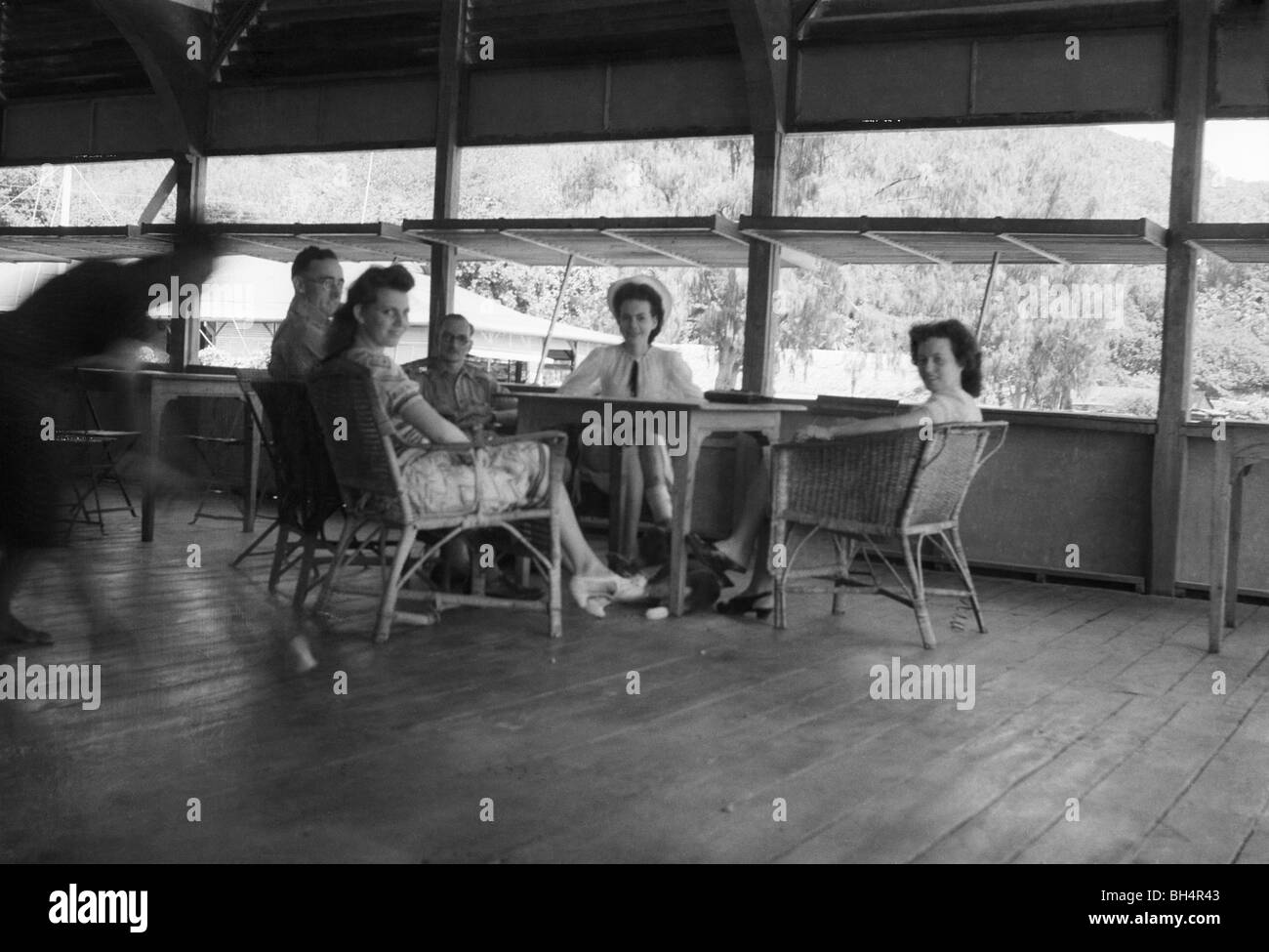 Ladies posing Black and White Stock Photos & Images Alamy