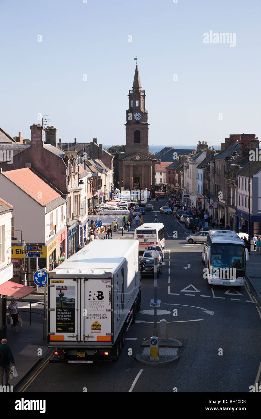 Marygate, Berwick-on-Tweed, Northumberland, England, UK, Europe. Elevated view along busy street from town walls Stock Photo