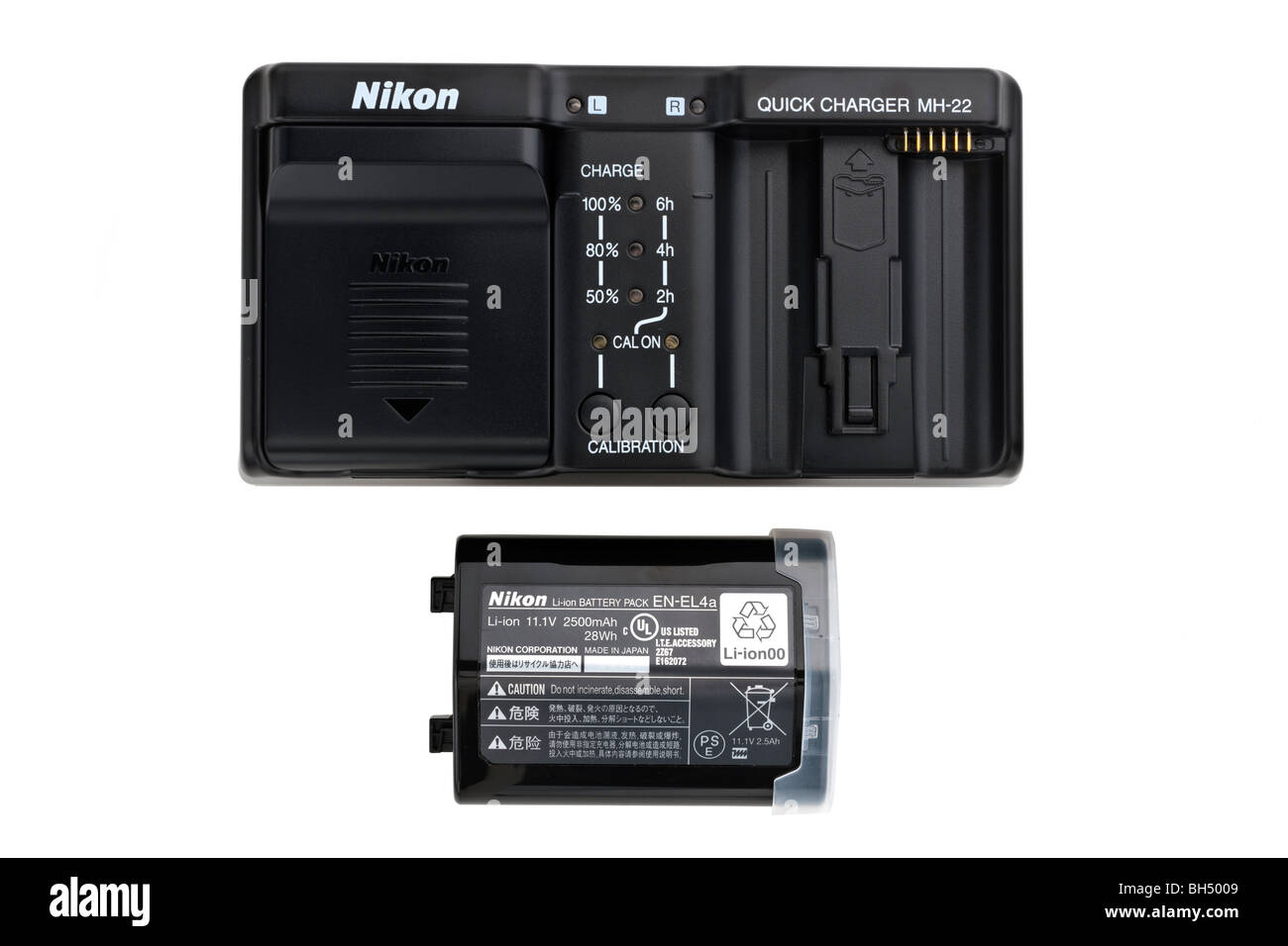 Nikon EN-EL4a Li-ion camera battery and charger Stock Photo