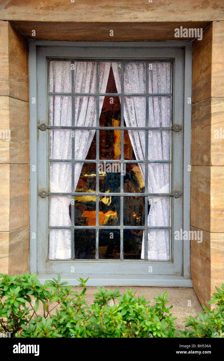 Old window hi-res stock photography and images - Alamy