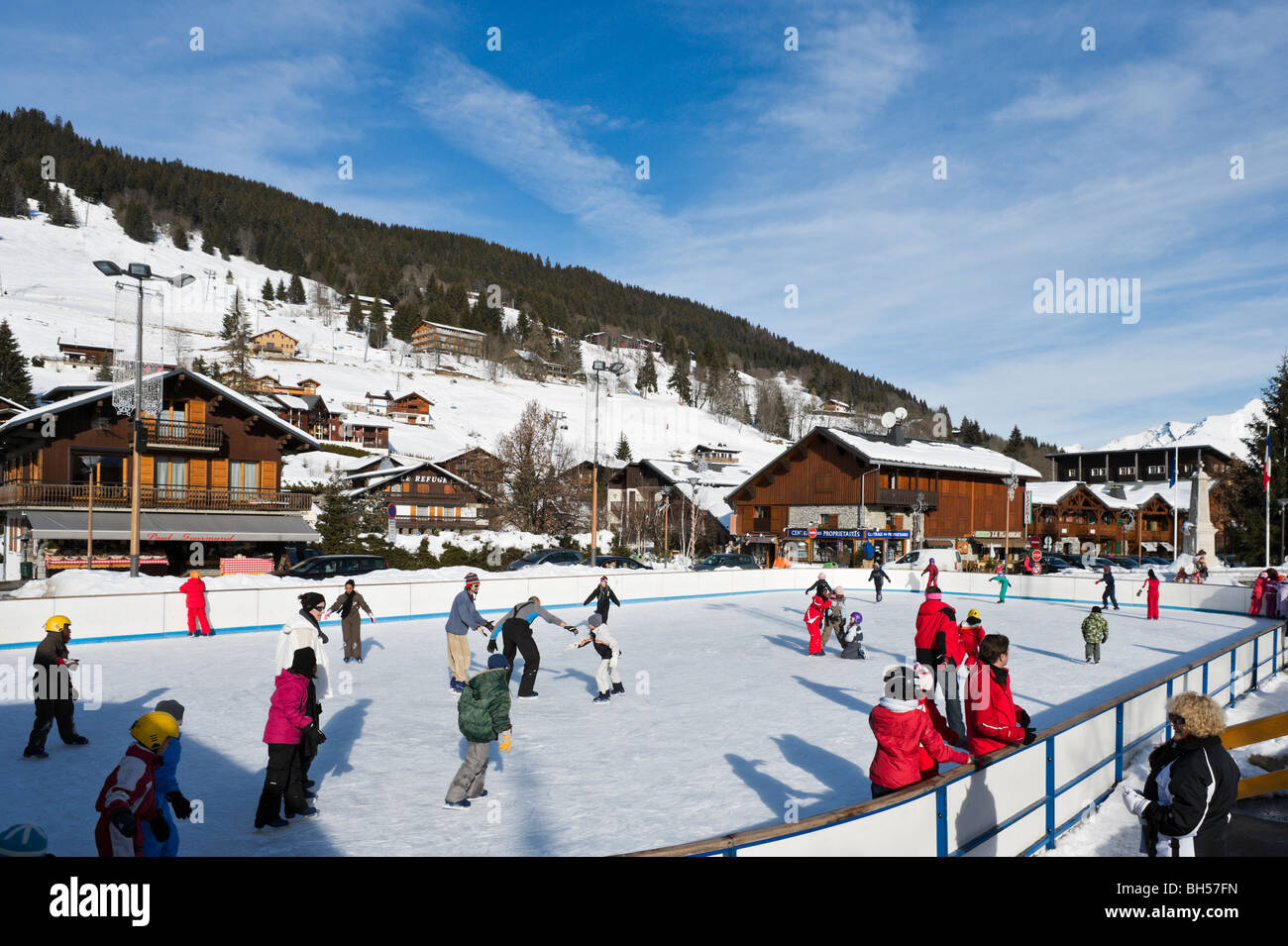 Skating rink in the centre of the resort of Les Gets, Portes du Soleil Ski Region, Haute Savoie, France Stock Photo