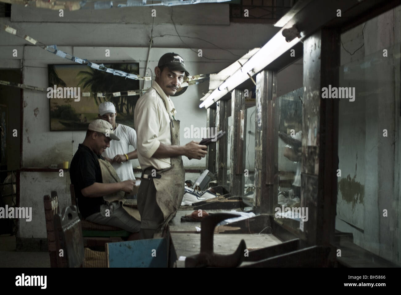 Shoe repair shop, Havana, Cuba Stock Photo
